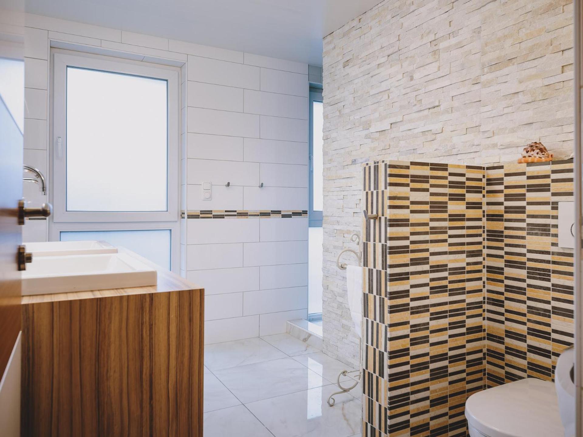 Enzian By We Rent